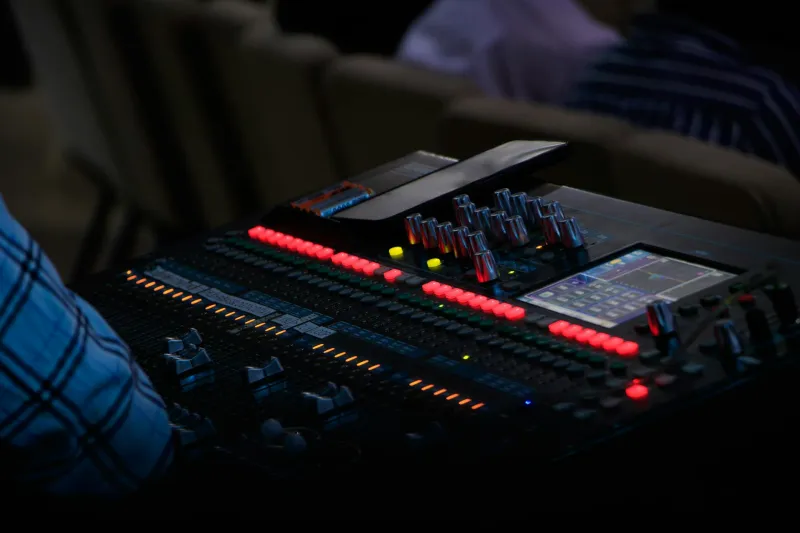 Before the Curtain Rises: The Ritual That Defines Britain's Live Performance Culture